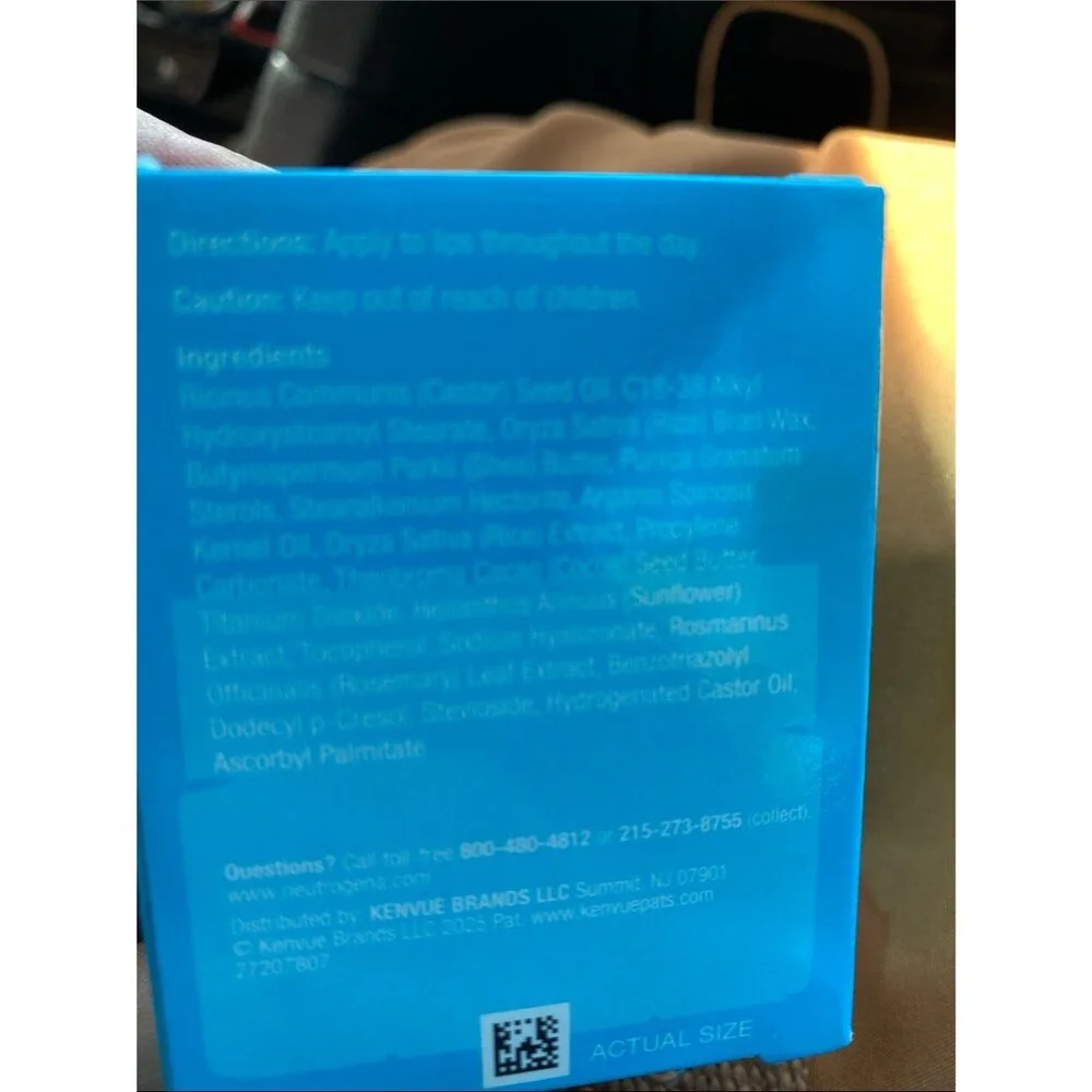 Neutrogena Hydro Boost Lip Balm - Sheer Ice (Blue Packaging)